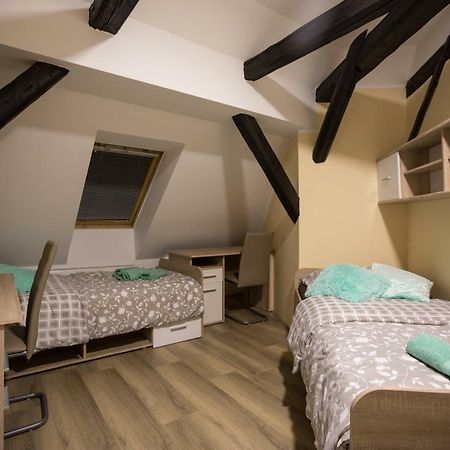 מריבור Minidorm Rooms In Heart Of City Center מראה חיצוני תמונה