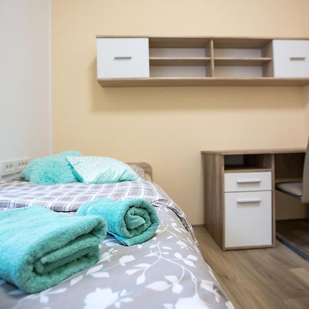 מריבור Minidorm Rooms In Heart Of City Center מראה חיצוני תמונה
