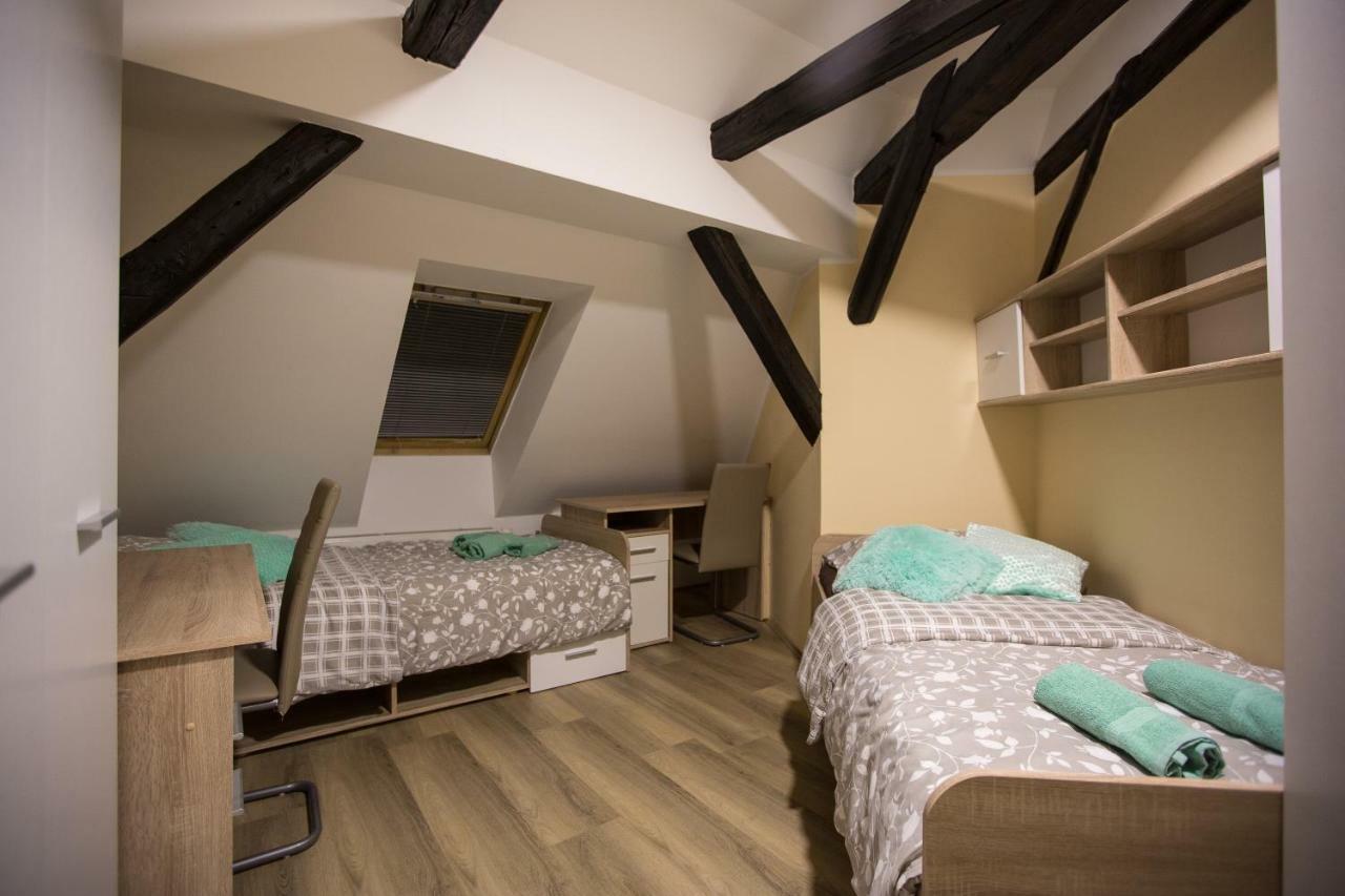 מריבור Minidorm Rooms In Heart Of City Center מראה חיצוני תמונה