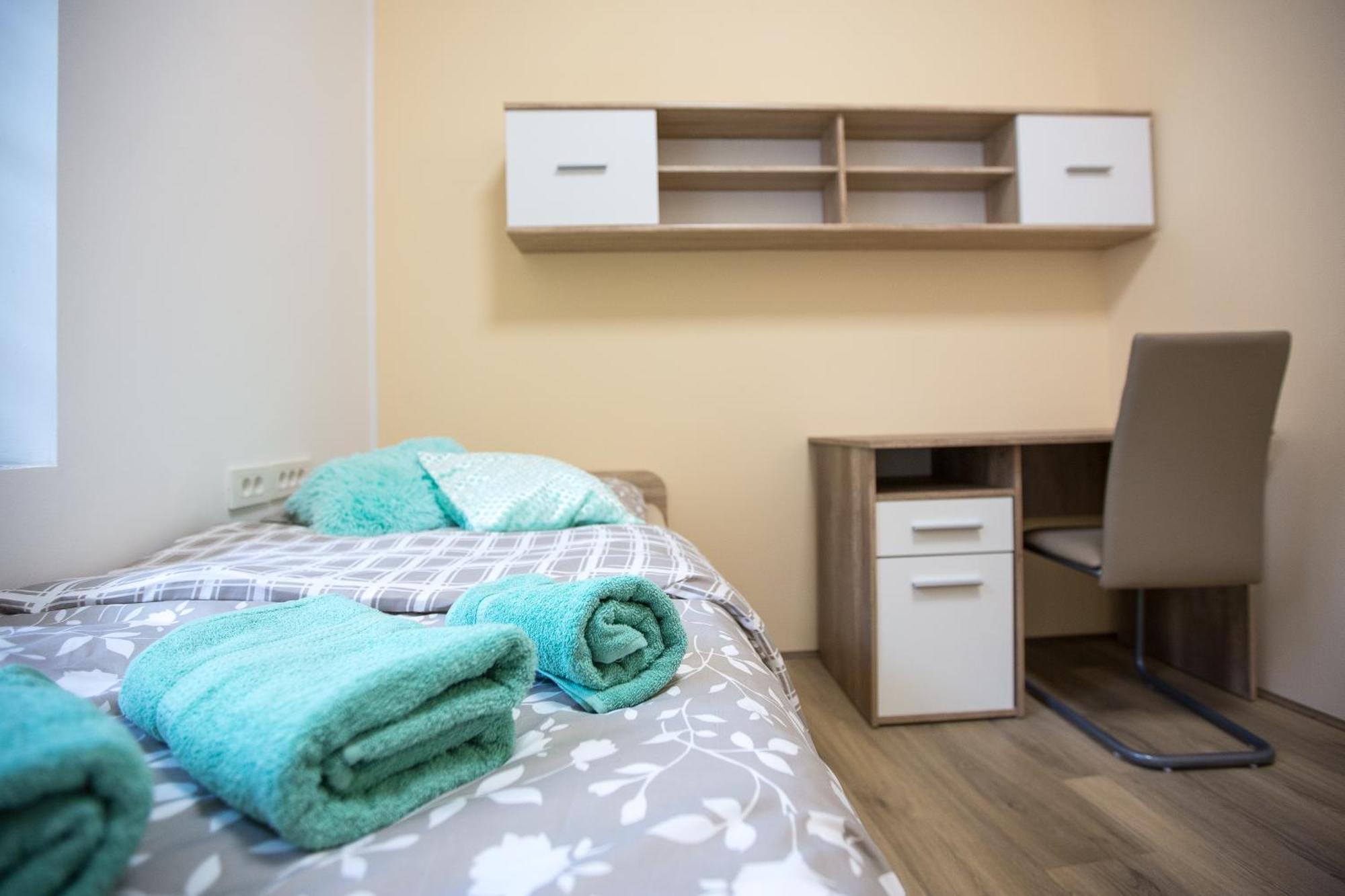 מריבור Minidorm Rooms In Heart Of City Center מראה חיצוני תמונה