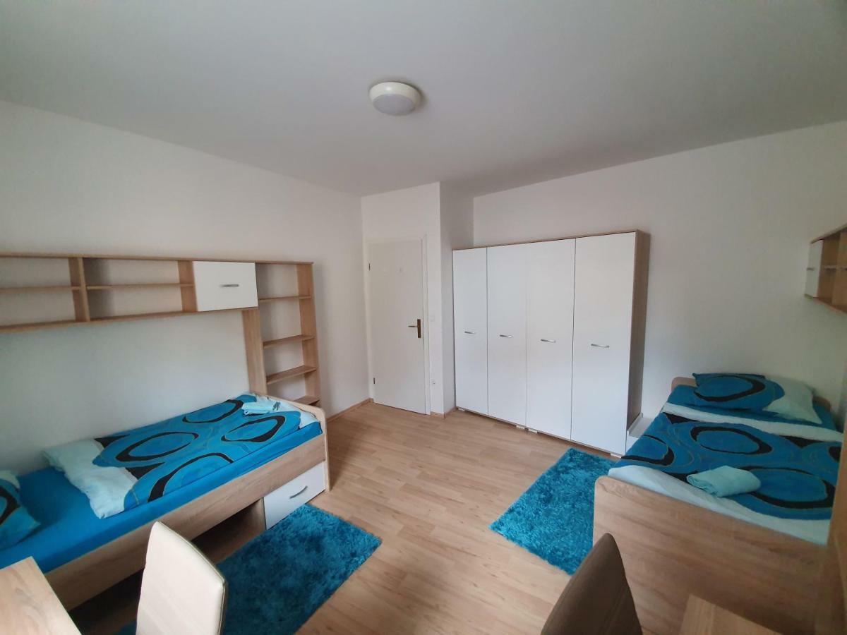מריבור Minidorm Rooms In Heart Of City Center מראה חיצוני תמונה